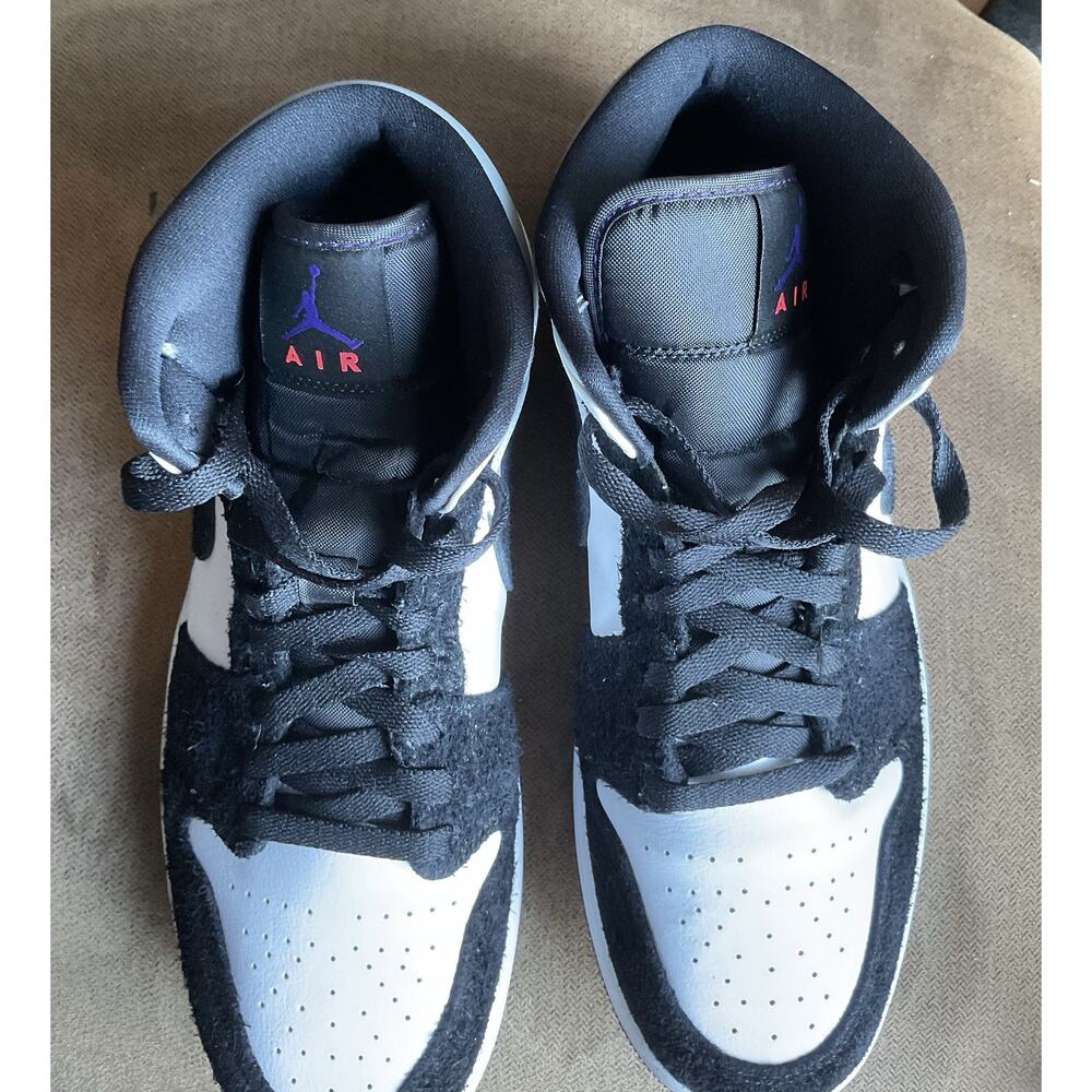 Nike Jordan Air 1 Mid SE Size 9.5 Black/Varsity Purple/White 852542-105 - Picture 2 of 12